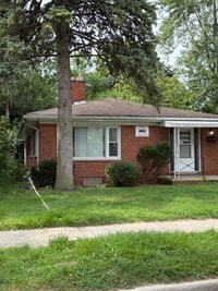 Building Photo - 1000 Woodlawn Ave