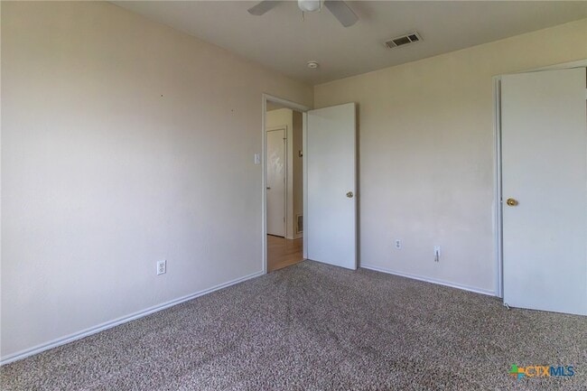 Building Photo - 5710 Greengate Dr