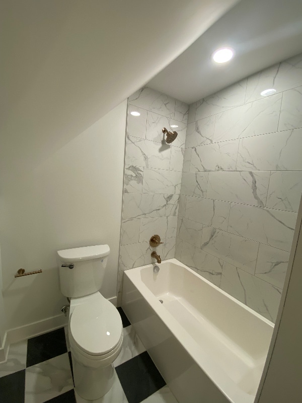 Building Photo - 421 S Union St