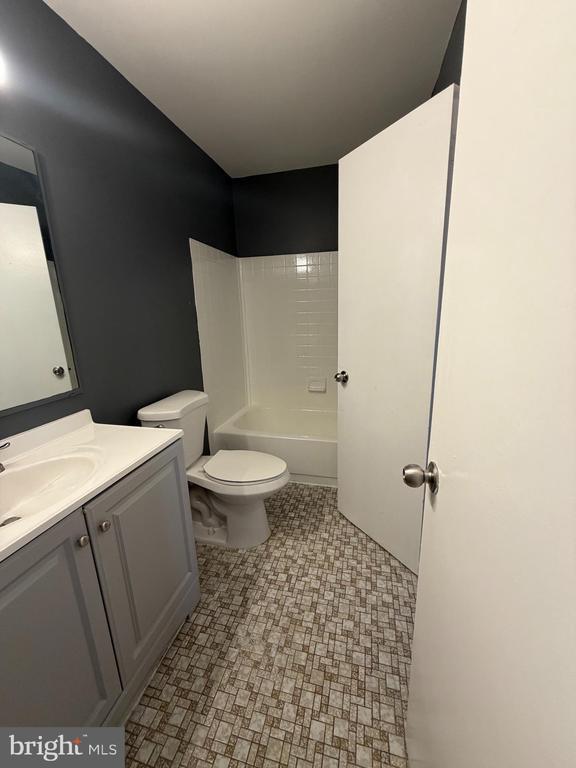 Building Photo - 2703 Mimosa Ct