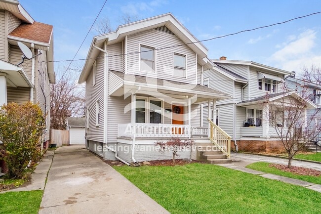 Building Photo - 3606 Leybourn Ave