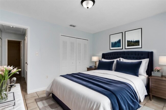 Building Photo - 3201 Pershing St