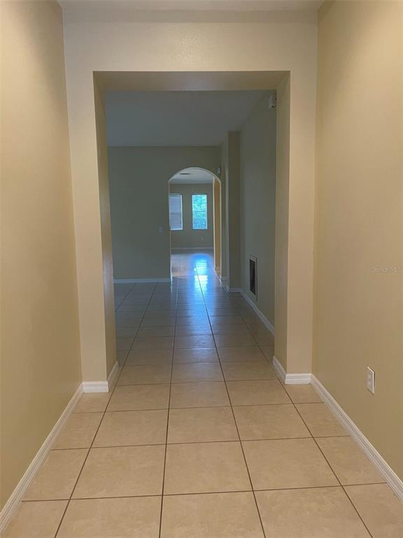 Building Photo - 8641 Bradleys Landing St