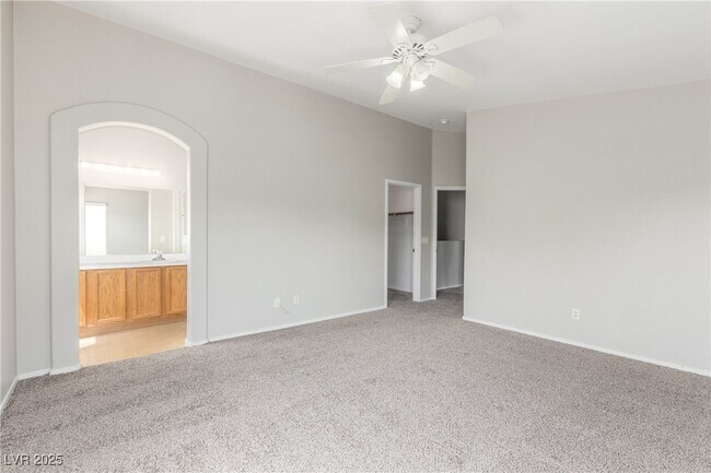 Building Photo - 6409 Stone Dry Ave