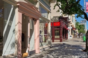 Steps away from Fillmore St. Shopping - 2185 Bush St