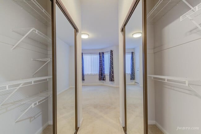 Building Photo - 465 35th Ave