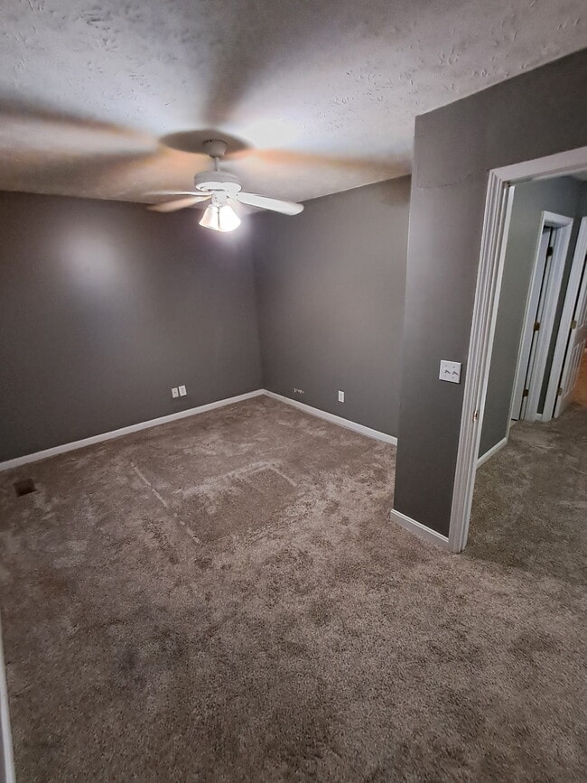 Building Photo - 2301 Filiatreau Ln
