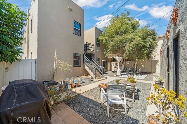 Building Photo - 1142 Bennett Ave