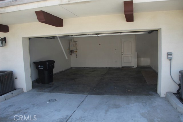Building Photo - 201 N Azusa Ave