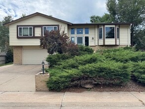 Building Photo - Colorado Lakewood Gem