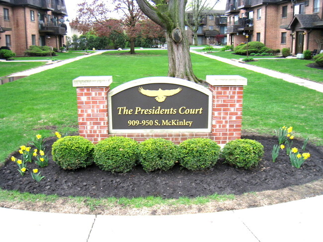 Building Photo - 919 S McKinley Ave