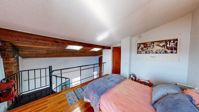 Building Photo - Renovated Loft in Historic East Rock Building | Vaulted Ceilings | Steps to Yale SOM