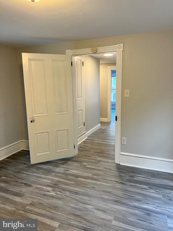 Building Photo - 170 W Penn Ave