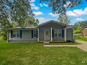 Building Photo - 1272 La Belle Street - FREE 55" Smart TV d...