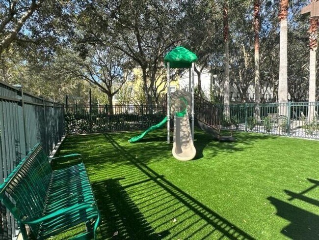 Building Photo - 1 Bedroom Top Floor Condo at Siena in Celebration