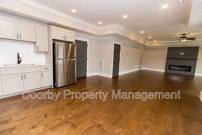 Building Photo - 2760 Ridge Park Dr