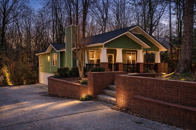 Building Photo - 2468 Hogan Rd