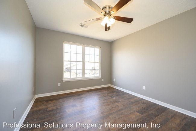 Building Photo - 3 br, 1.5 bath House - 337 Colby Ridge Blvd