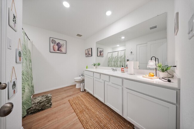 Building Photo - 6304 Barrington Clf Trl