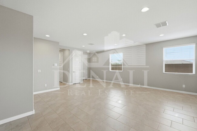 Building Photo - 16692 W Alameda Rd