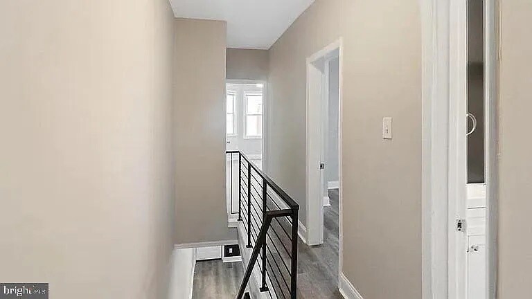 Building Photo - 2336 Pierce St