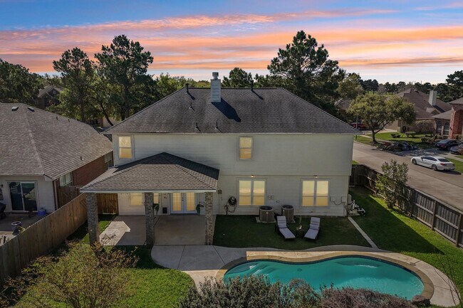 Building Photo - 16546 Cypress Thicket Dr