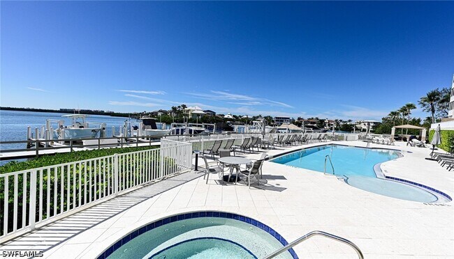 Building Photo - 4975 Bonita Beach Rd SW