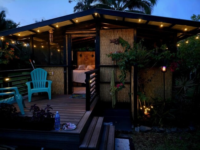 Building Photo - 15-1456-1456 10th Ave