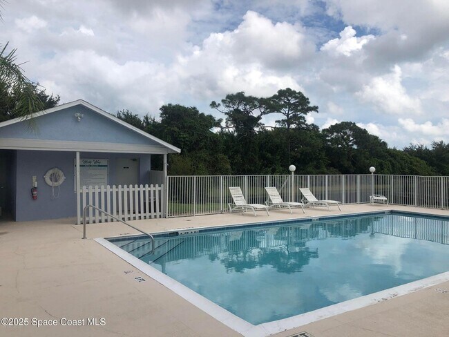 Building Photo - 2326 Skywind Cir