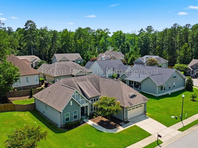 Building Photo - 8029 Crookneck Dr