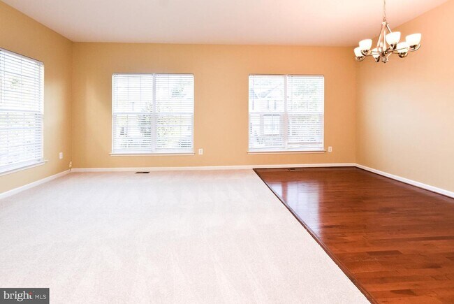 Building Photo - 1551 Falling Brook Ct