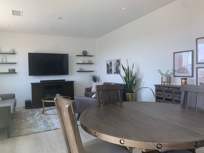 Building Photo - Welcome home to this stunning, recently constructed 4 bedrooms, 3-bath house in the desirable Wes...