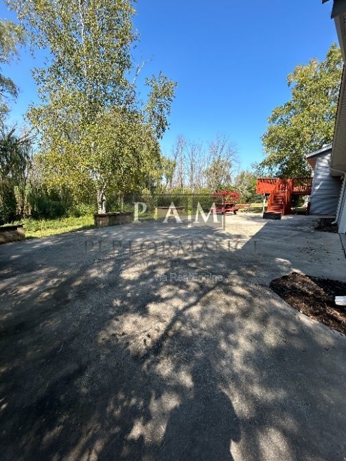 Building Photo - 10903 N San Marino Dr