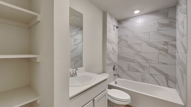 Building Photo - Brand New 4 Bedroom 2 Bath Home in Yukon S...