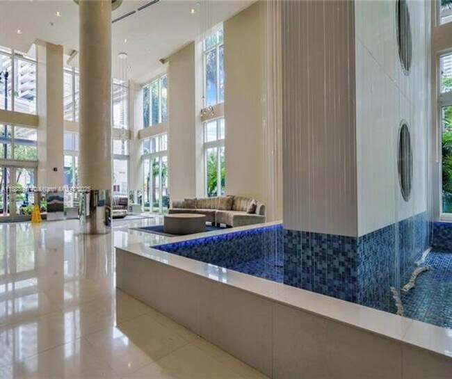 Building Photo - 41 SE 5th St