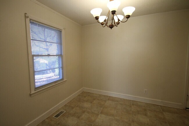 Building Photo - Exclusively Offered by Muse Realty Rentals, LLC