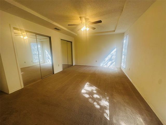 Building Photo - 2621 Ozark Dr