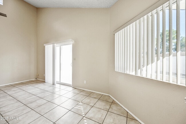 Building Photo - 7725 E Rovey Ave