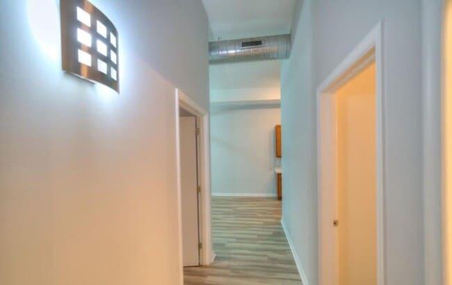 Building Photo - Fantastic Northern Liberties Parkview Condo