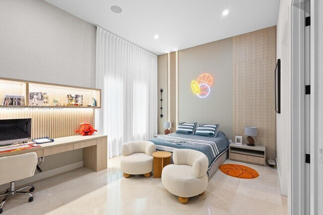 Building Photo - 80 NW 129th Ave