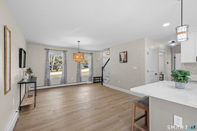 Building Photo - 3 Kenyon Rd