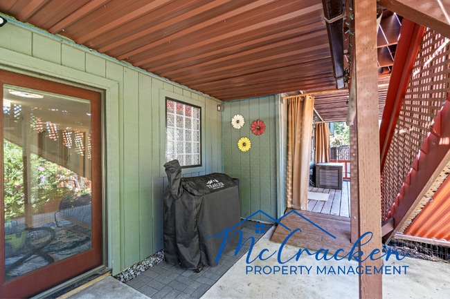 Building Photo - 430 Monte Vista Dr