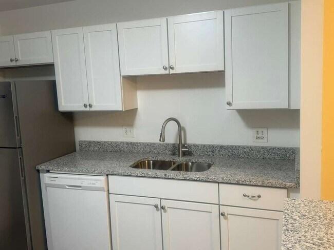 Building Photo - 287 Pembridge Ln