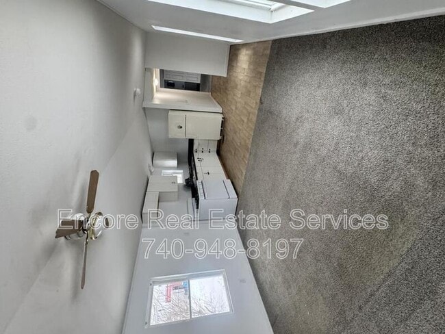 Building Photo - 114 N Washington St