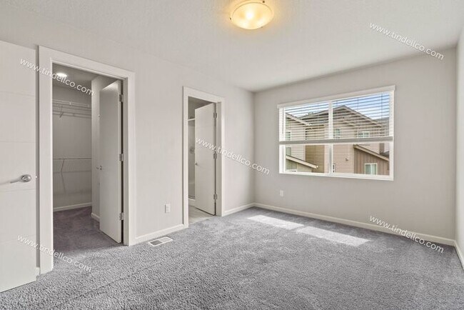 Building Photo - Sleek 3BR, 3.5BA Smart Home on Quiet Corner Lot – Don’t Miss This Happy Valley Gem!