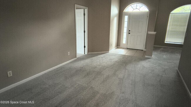 Building Photo - 582 Consolata Ave NW