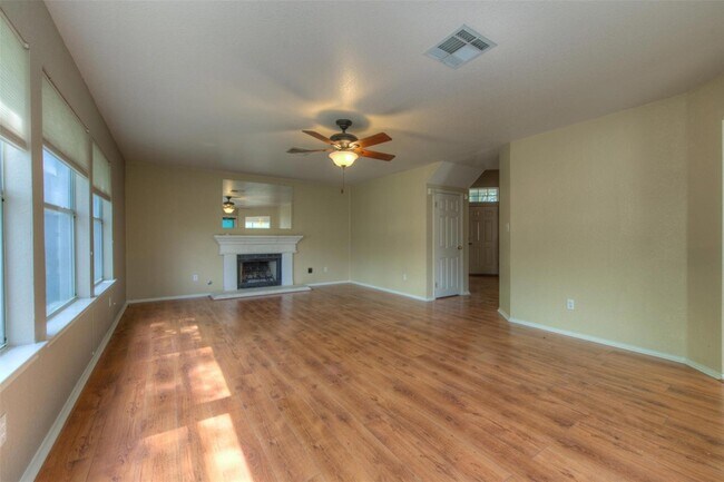 Building Photo - 14721 Noya Dr