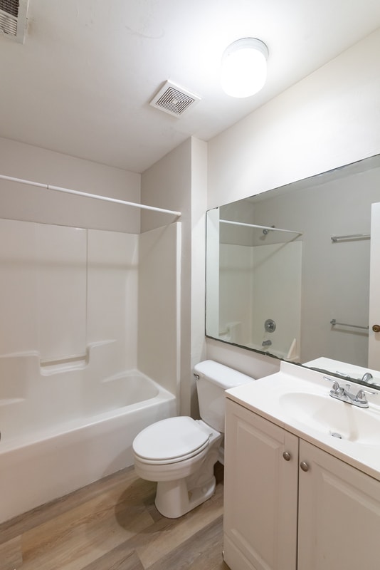 Building Photo - 285 E Harrison St