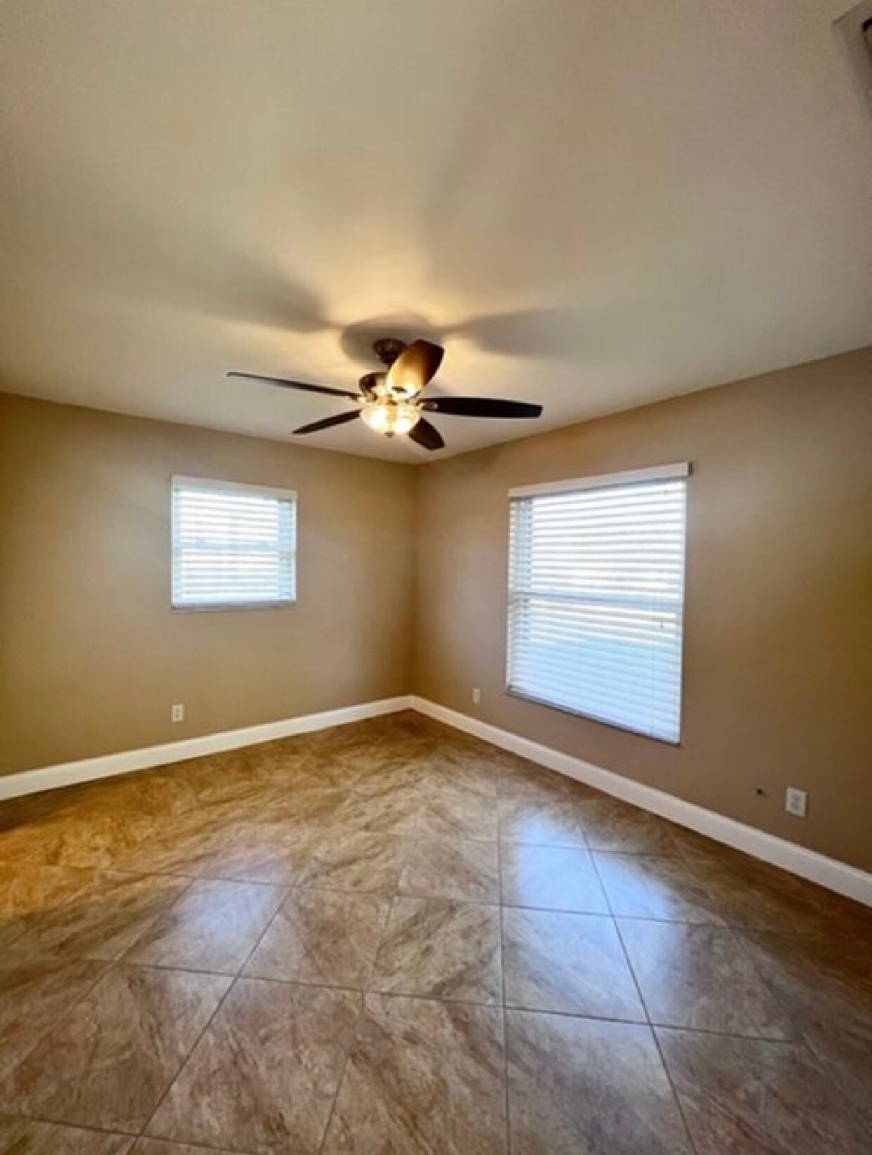 Building Photo - 4670 Herman Cir