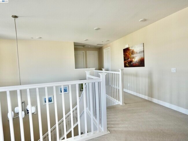 Building Photo - 1429 Wilshire Ave